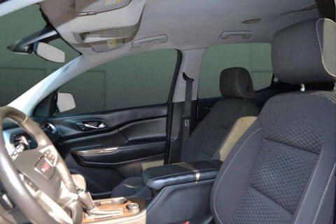 2017 GMC Acadia SLE-2