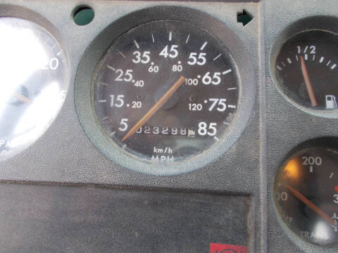 1999 Freightliner FL60