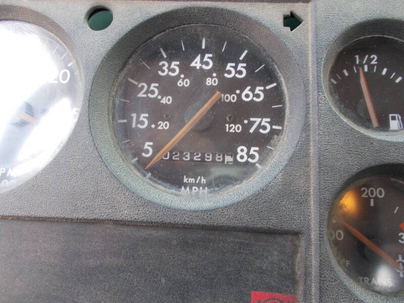 1999 Freightliner FL60