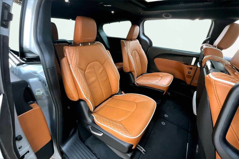 2026 Chrysler Pacifica Pinnacle