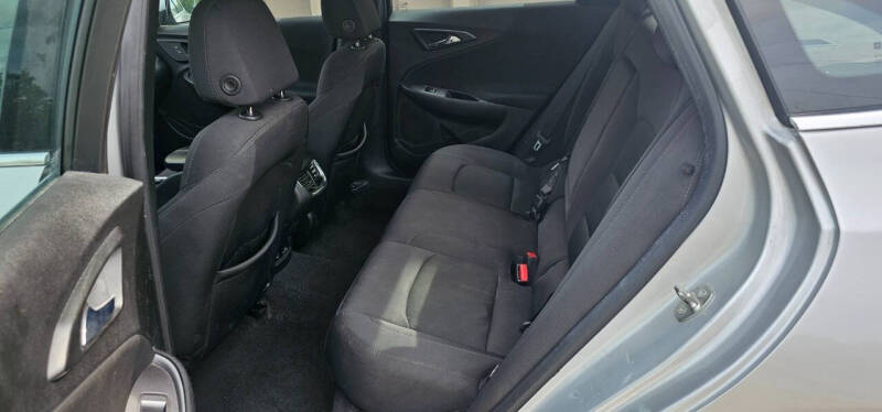 2017 Chevrolet Malibu LT