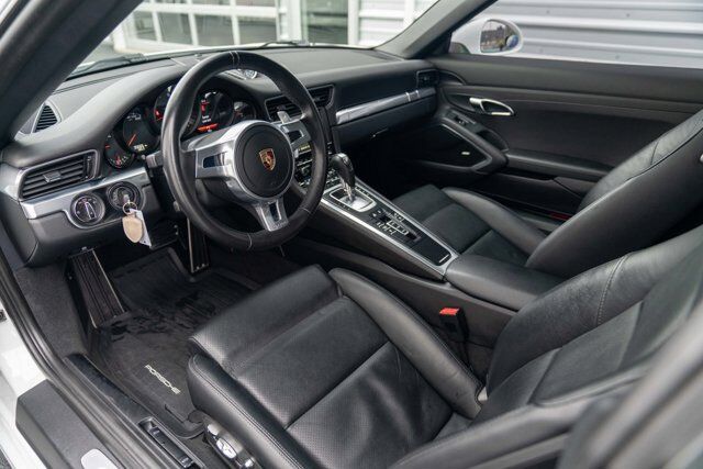 2016 Porsche 911 8