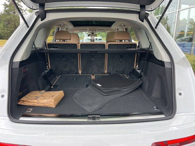 2026 Audi Q7 quattro Premium 45 TFSI