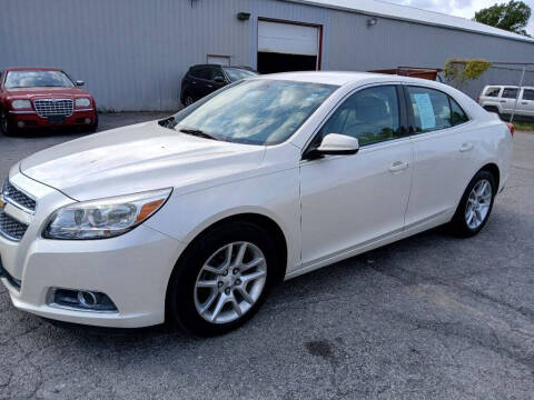 2013 Chevrolet Malibu for sale at Lakeshore Auto Wholesalers in Amherst OH