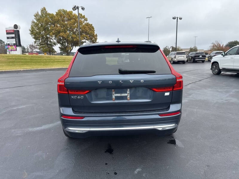 2023 Volvo XC60 Recharge T8 Plus Bright Theme