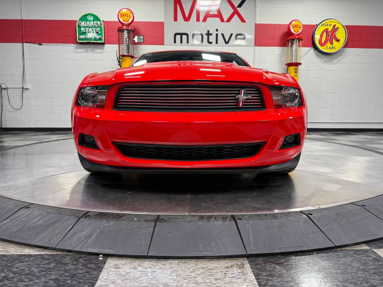 2011 Ford Mustang 36