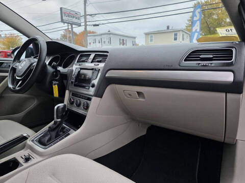 2015 Volkswagen Golf TSI S