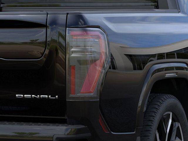 2025 GMC Sierra EV Denali