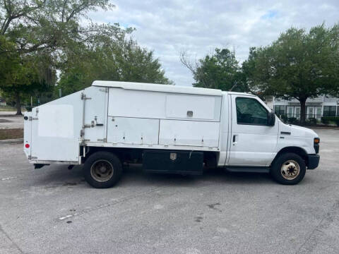 2012 Ford E-Series E-450 SD