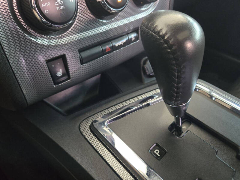 2012 Dodge Challenger R/T Plus