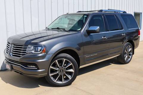 2017 Lincoln Navigator for sale at Lyman Auto in Griswold IA