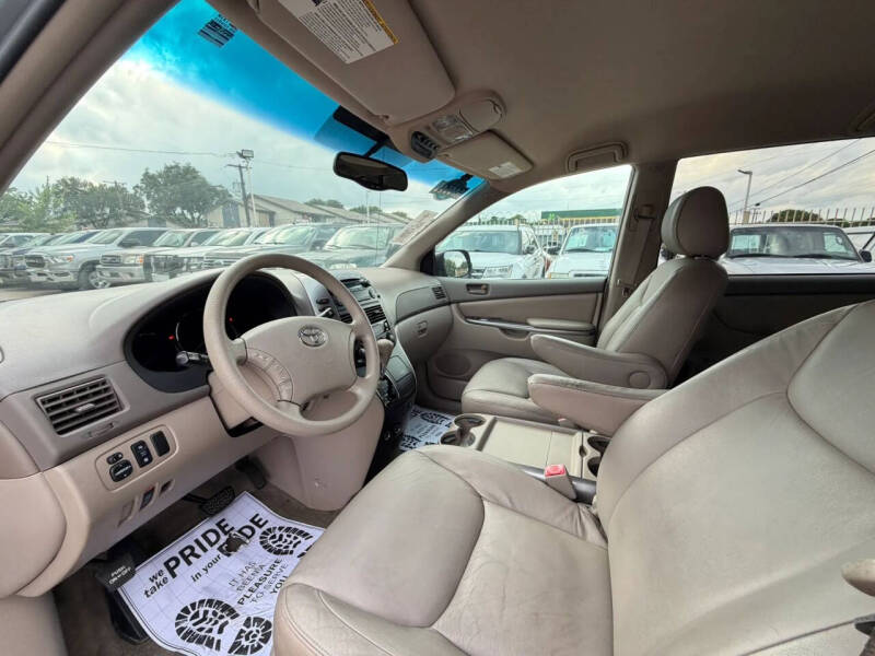 2006 Toyota Sienna