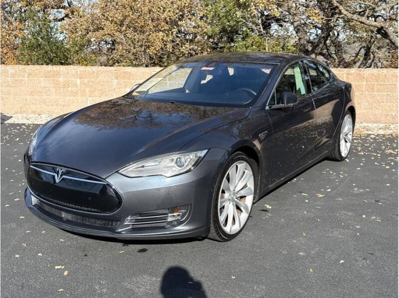 2014 Tesla Model S