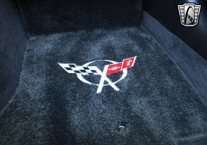 2004 Chevrolet Corvette