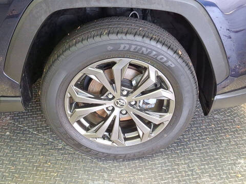 2022 Toyota RAV4 Hybrid XLE Premium