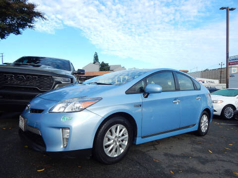 2013 Toyota Prius Plug-in Hybrid