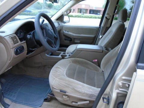 2005 Ford Explorer XLT