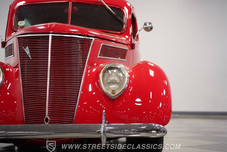1937 Ford Tudor