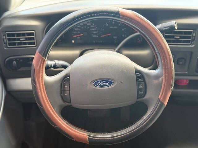 2003 Ford Excursion XLT