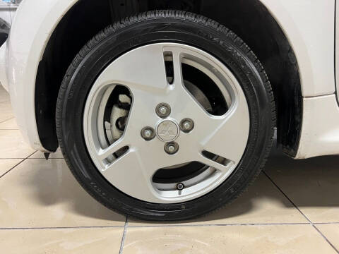 2012 Mitsubishi i-MiEV SE