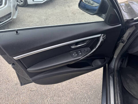 2017 BMW 3 Series 330i xDrive