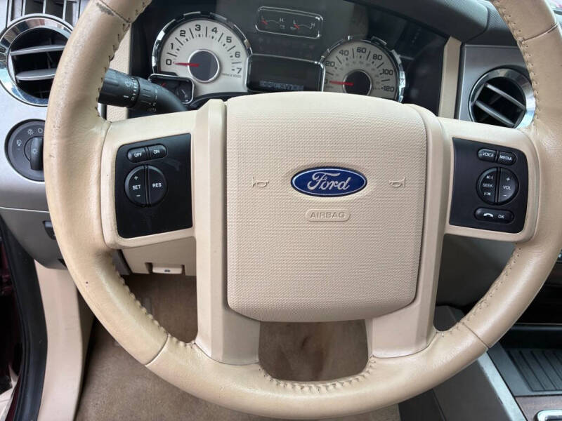 2012 Ford Expedition XLT