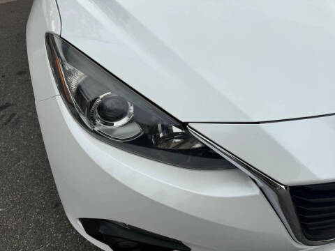 2015 Mazda MAZDA3 i Touring