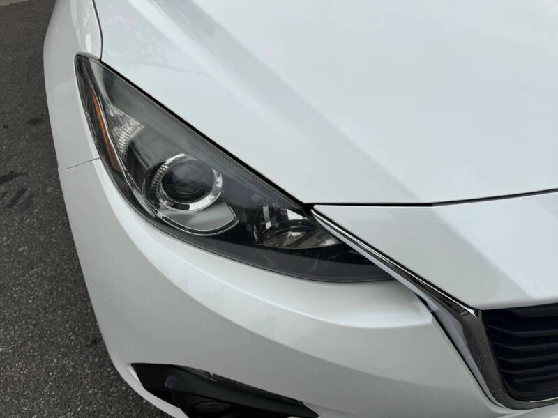 2015 Mazda MAZDA3 i Touring