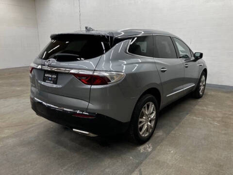 2024 Buick Enclave Essence