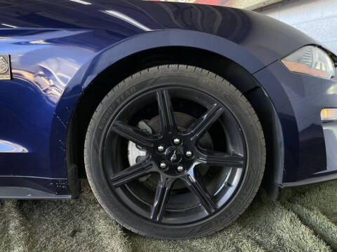 2020 Ford Mustang EcoBoost