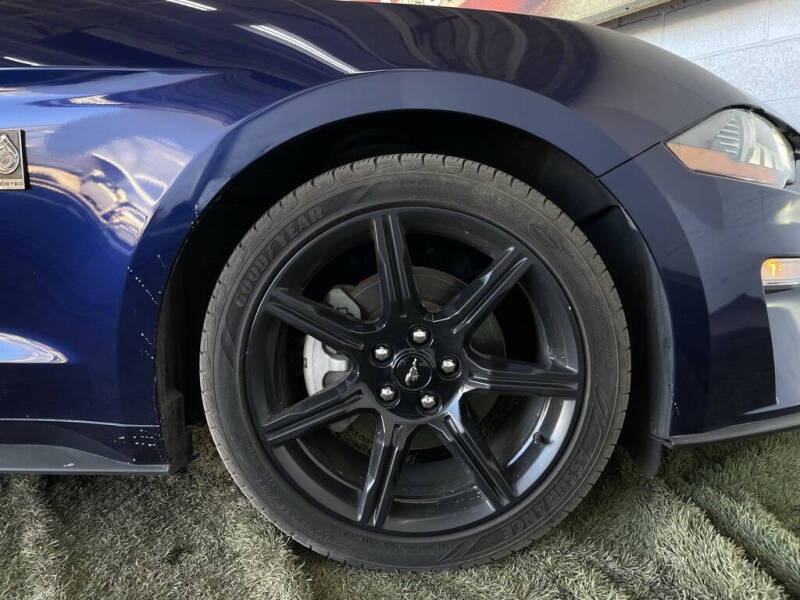 2020 Ford Mustang EcoBoost