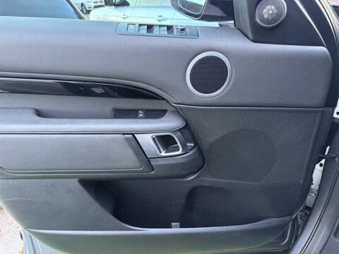 2020 Land Rover Discovery SE