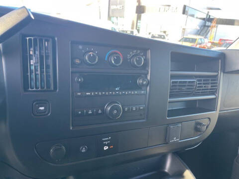 2023 Chevrolet Express 2500