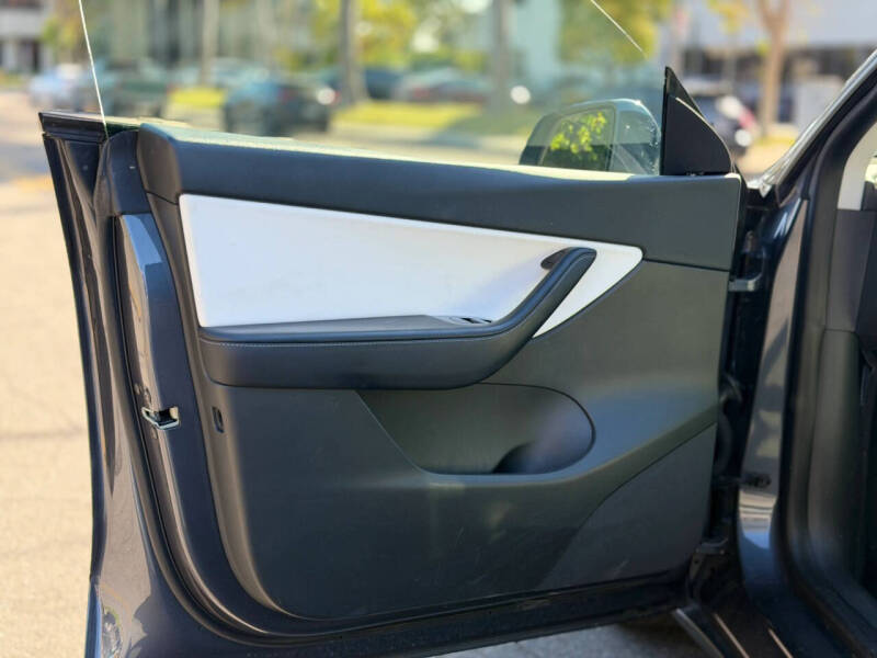 2020 Tesla Model Y Performance