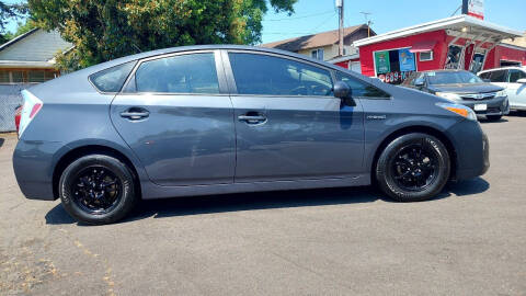 2014 Toyota Prius Three