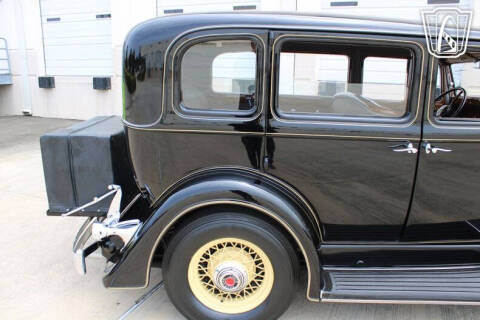 1934 Packard 1100