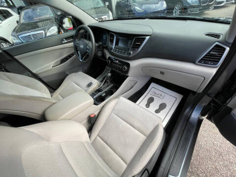 2016 Hyundai Tucson SE