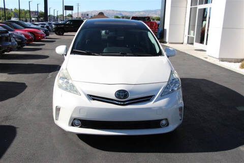 2012 Toyota Prius v Five