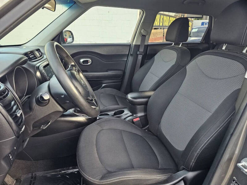 2018 Kia Soul +
