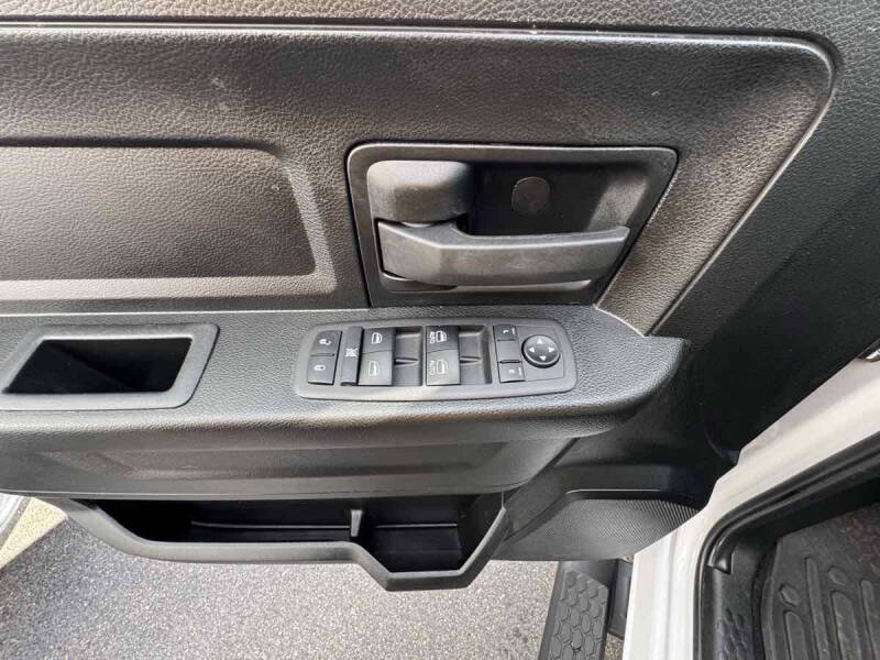 2023 RAM 1500 Classic Express