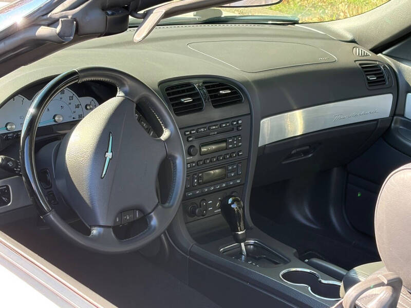 2002 Ford Thunderbird Deluxe