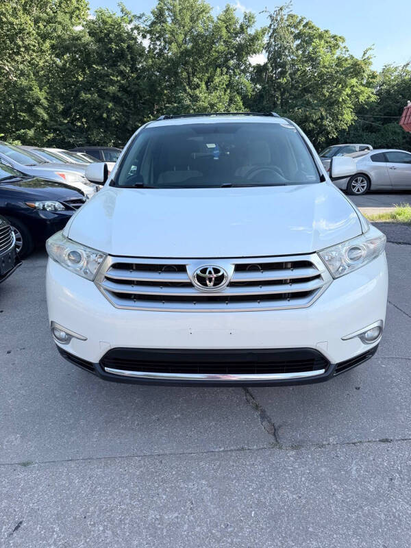 2012 Toyota Highlander SE