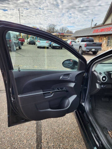 2018 Chevrolet Sonic LT Auto