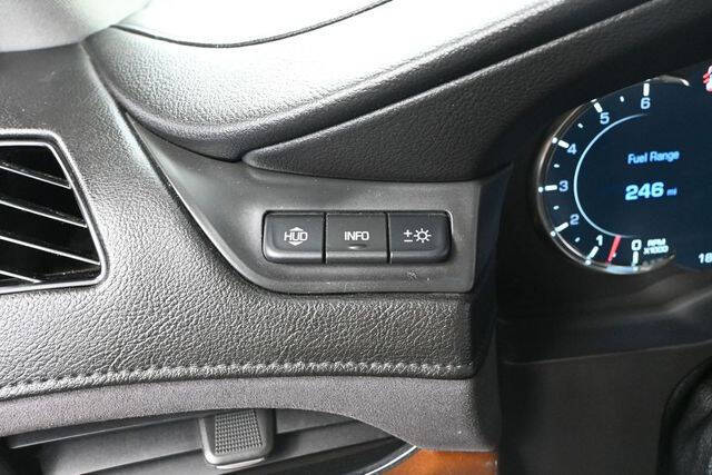 2018 Cadillac Escalade Luxury