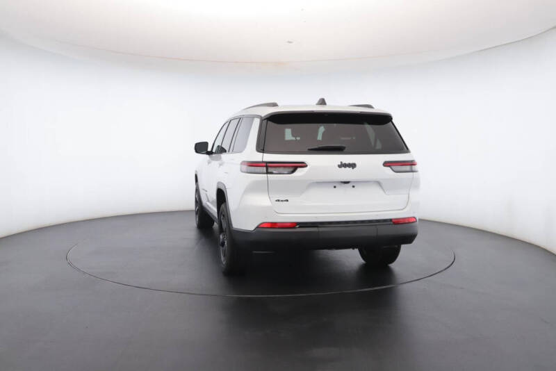 2025 Jeep Grand Cherokee L Altitude X