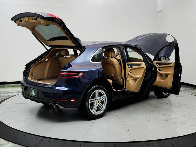 2016 Porsche Macan S