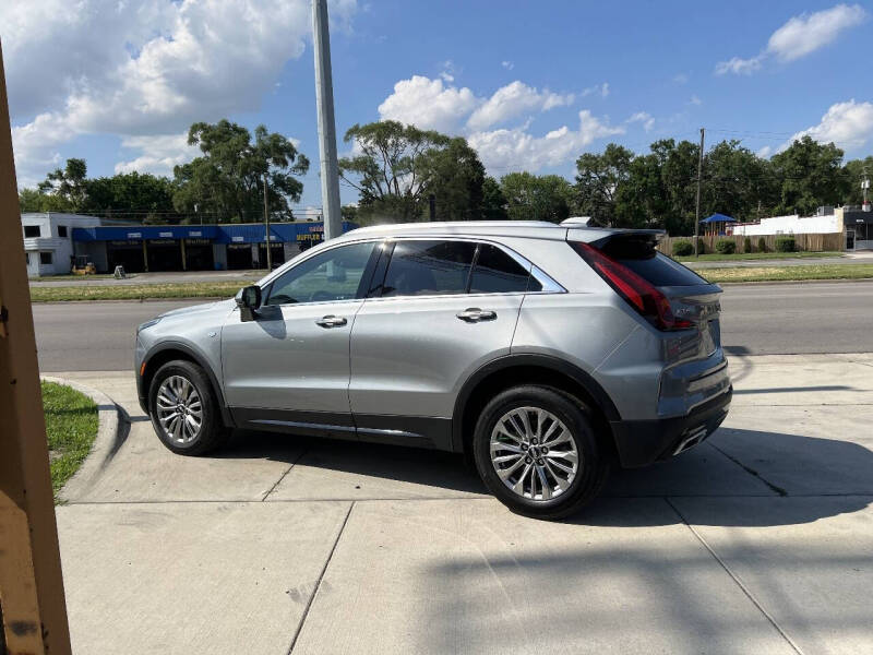 2025 Cadillac XT4 Premium Luxury