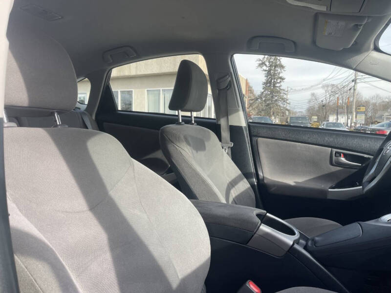 2015 Toyota Prius Two