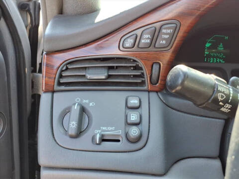 2002 Cadillac DeVille