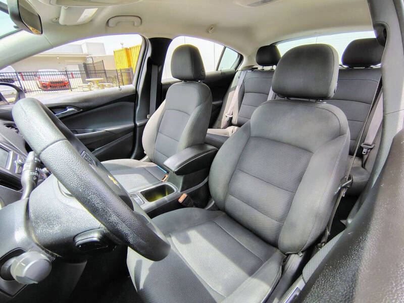 2017 Chevrolet Cruze LT Auto